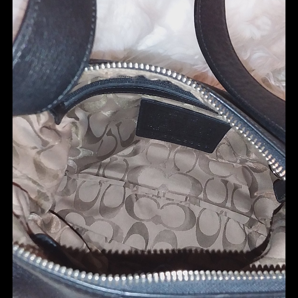 Coach black leather shoulder bag